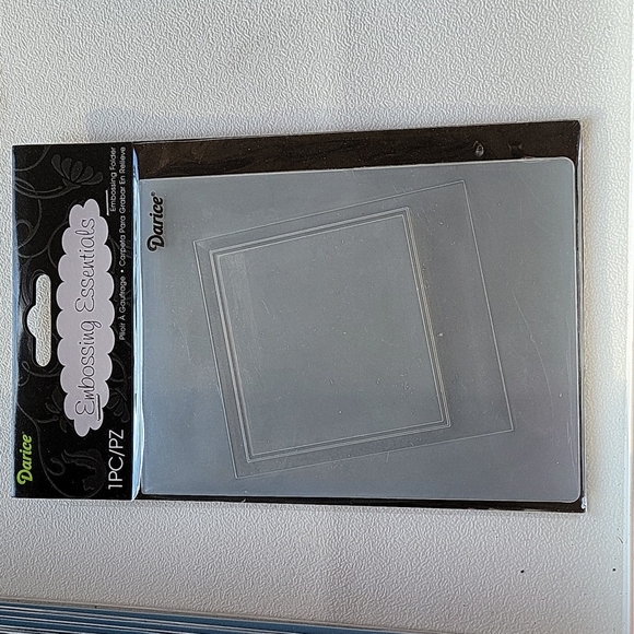 Darice Embossing Folder Essentials 3 x 5 - Picture 1 of 2